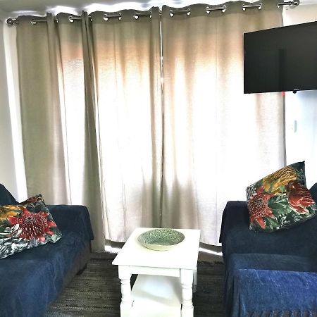 Mulberry Gardens Self Catering Apartment Суакопмунд Екстериор снимка