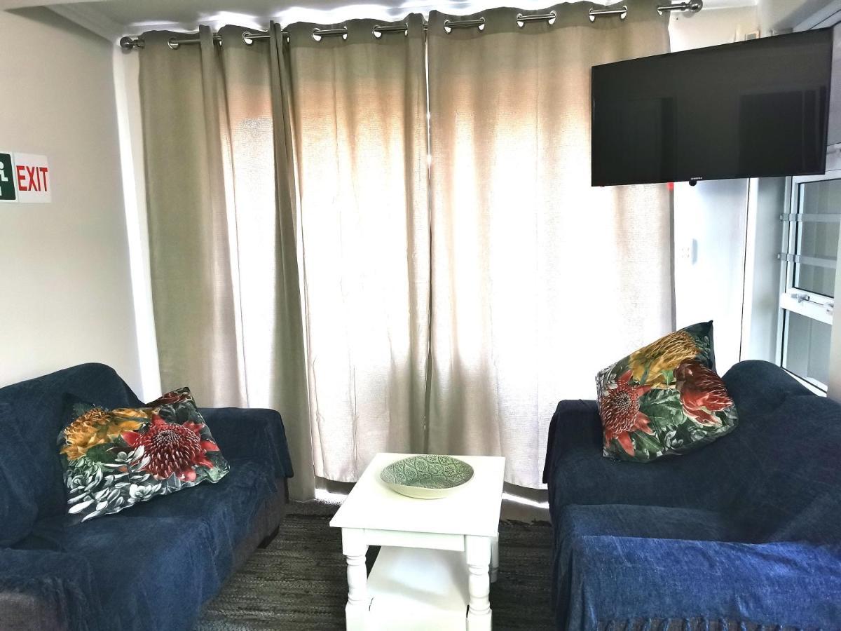 Mulberry Gardens Self Catering Apartment Суакопмунд Екстериор снимка