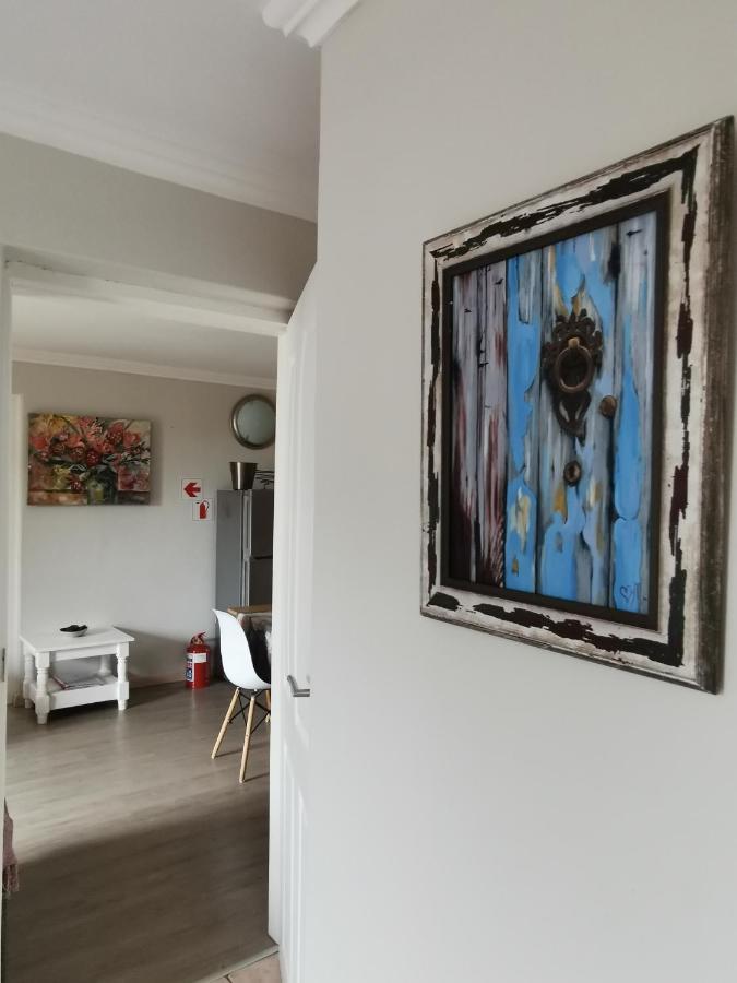 Mulberry Gardens Self Catering Apartment Суакопмунд Екстериор снимка