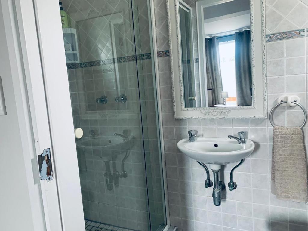 Mulberry Gardens Self Catering Apartment Суакопмунд Екстериор снимка