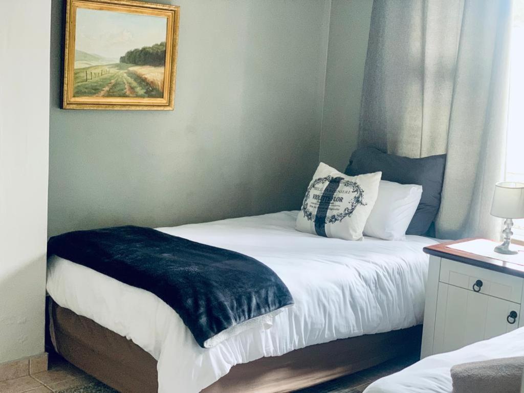 Mulberry Gardens Self Catering Apartment Суакопмунд Екстериор снимка